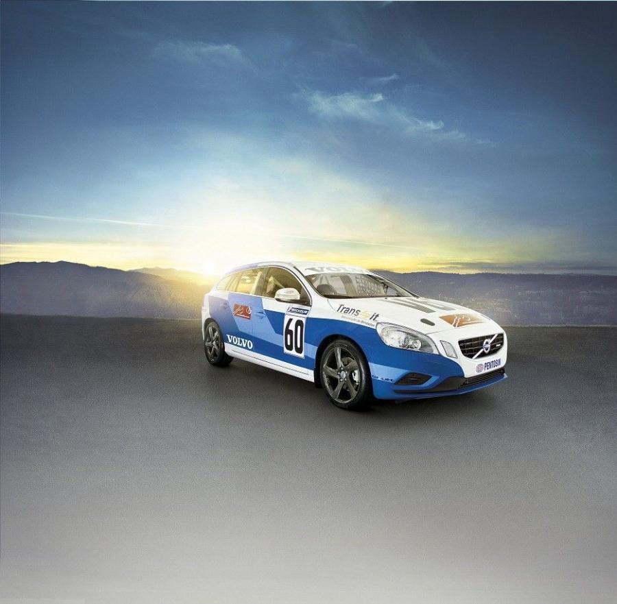  Volvo V60 Racing 2012 года  (фото 1 из 3)